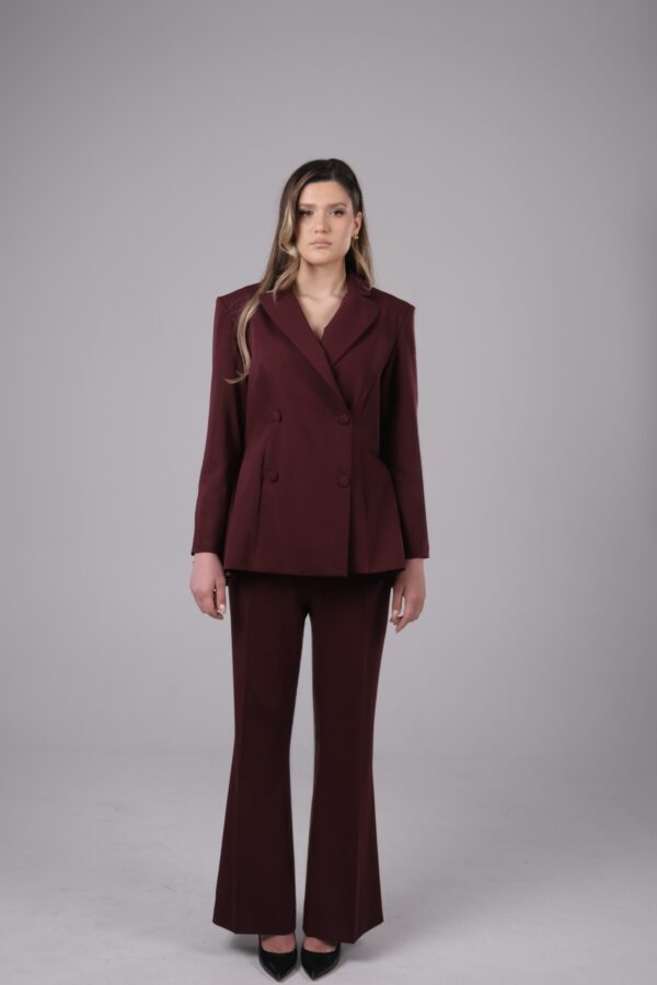 Tailored Burgundy Double-Breasted Jacket with Flared Waist and Matching Pants - Image 3